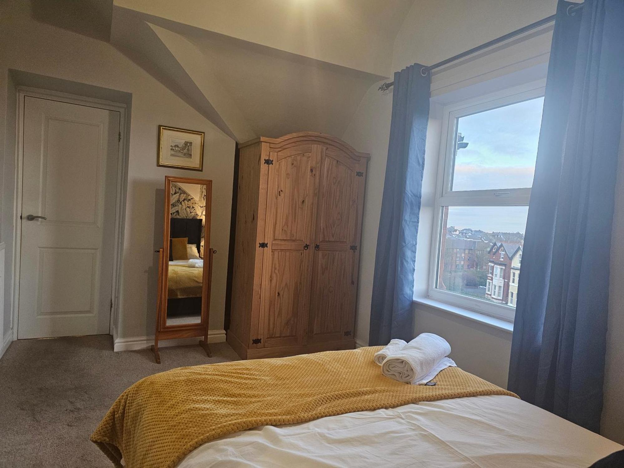 2 Bed Apartment Lakeside On The Promenade Southport Exteriér fotografie